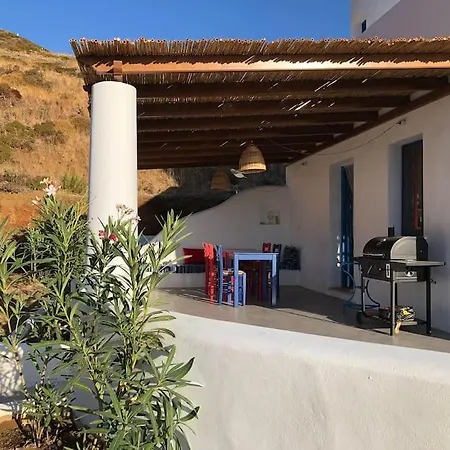 Keroula Holiday home *